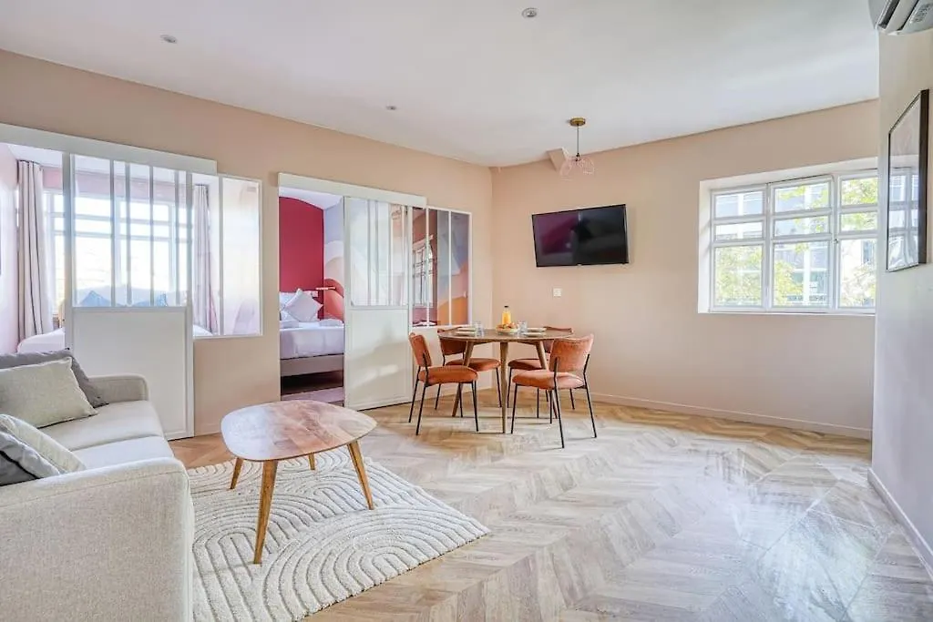 Appartement 2 Chambres Place Pereire 75017 - II location