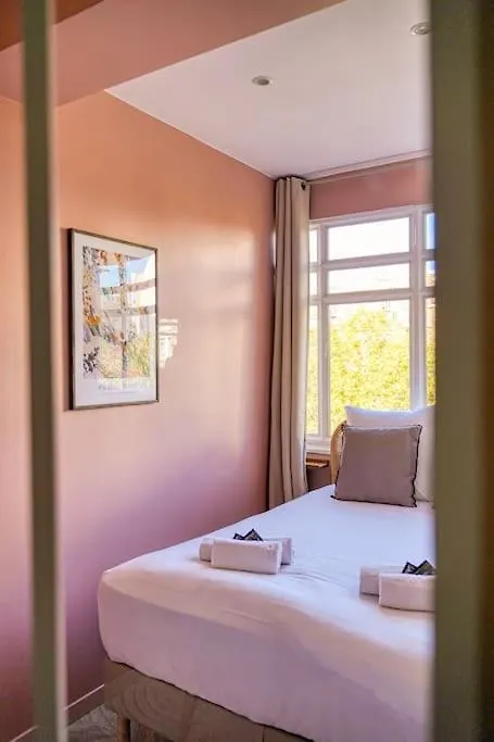 Appartement 2 Chambres Place Pereire 75017 - II Paris